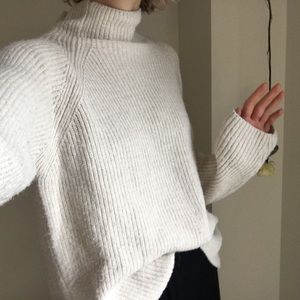 Mock Neck Knit Pullover